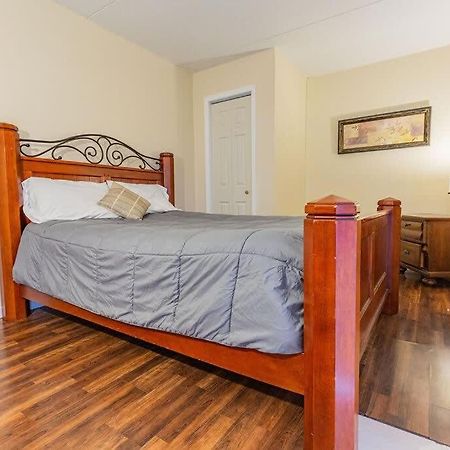 2-Bed, 1-Bath Apartment Near I-24, Great Location チャタヌーガ エクステリア 写真