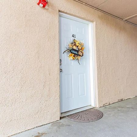 2-Bed, 1-Bath Apartment Near I-24, Great Location チャタヌーガ エクステリア 写真