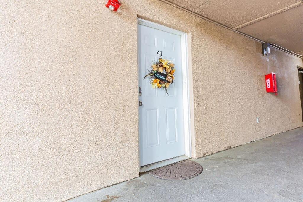 2-Bed, 1-Bath Apartment Near I-24, Great Location チャタヌーガ エクステリア 写真